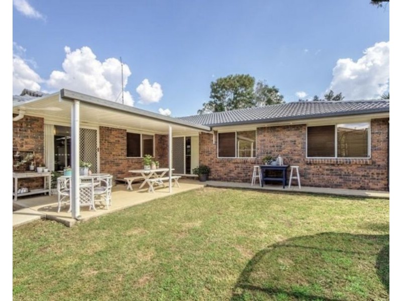 13 Bradfield Dr, Brassall QLD 4305