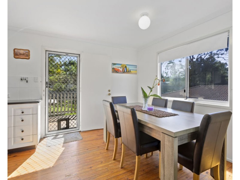 2 Tamatea Dr, Bellbird Park QLD 4300