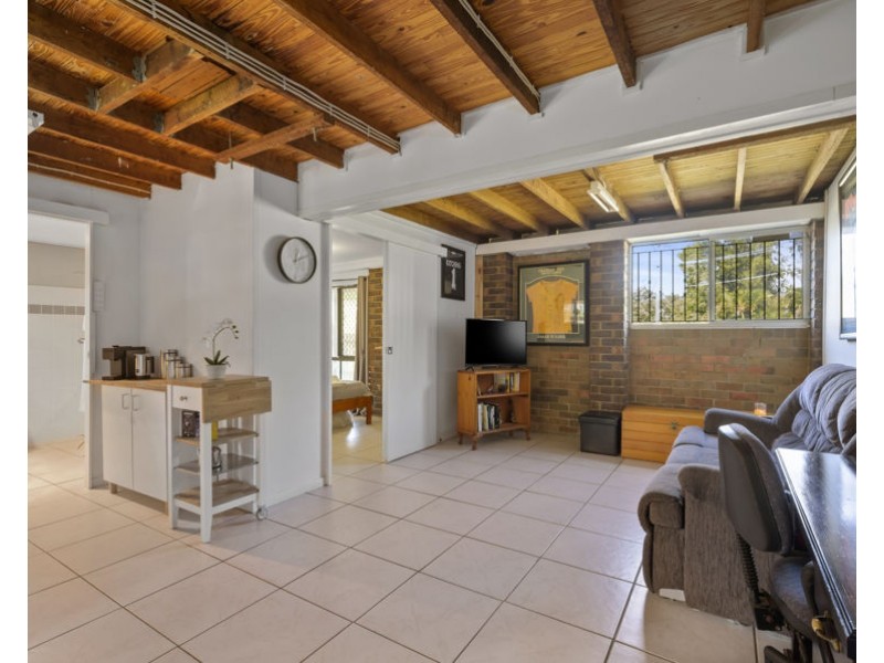 2 Tamatea Dr, Bellbird Park QLD 4300