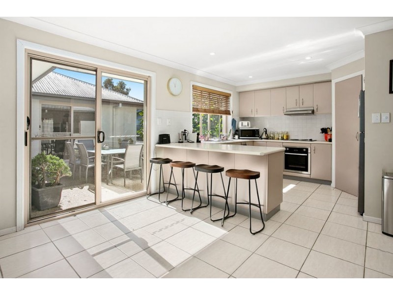 12 Copmanhurst Place, Sumner QLD 4074