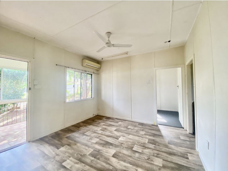 13 Mossom St, North Ipswich QLD 4305