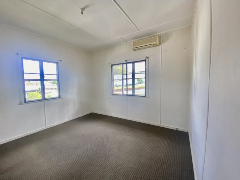 13 Mossom St, North Ipswich QLD 4305