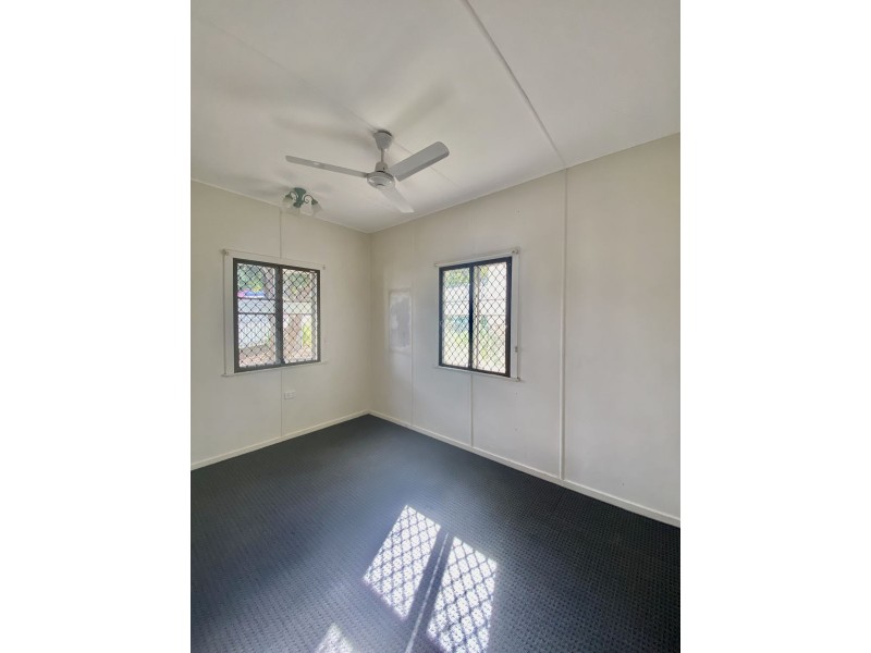 13 Mossom St, North Ipswich QLD 4305