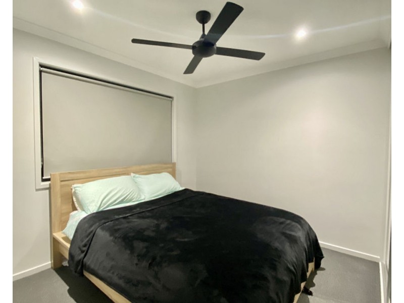 1 Berry St, Churchill QLD 4305