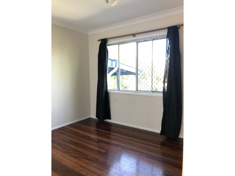 6 Kraatz Ave, Loganlea QLD 4131