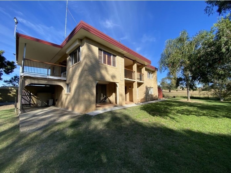 45 Trowers Rd, Pine Mountain QLD 4306
