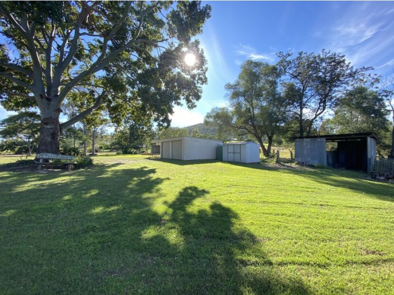 45 Trowers Rd, Pine Mountain QLD 4306