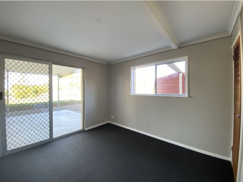 45 Trowers Rd, Pine Mountain QLD 4306