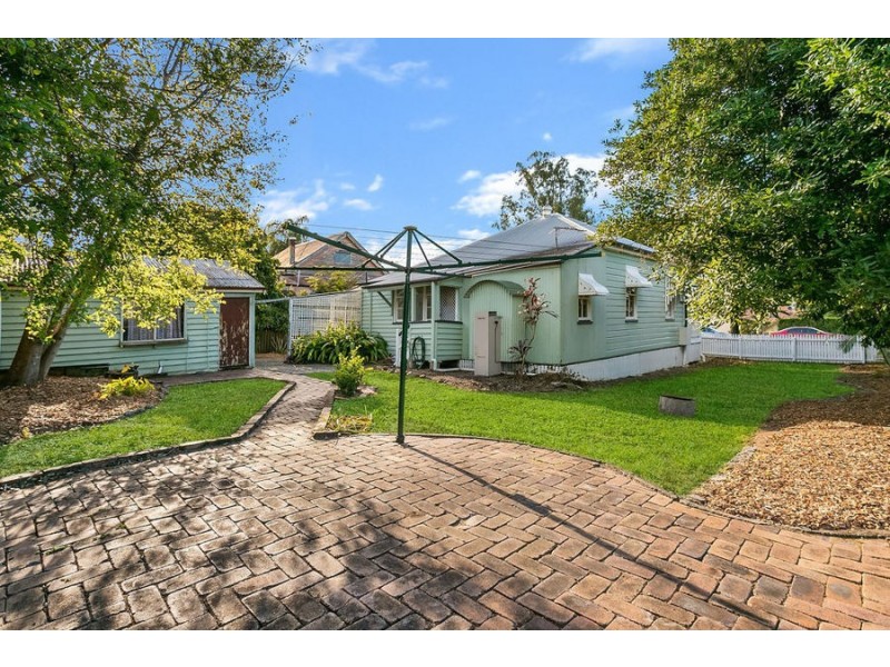 31 Canning Street, North Ipswich QLD 4305