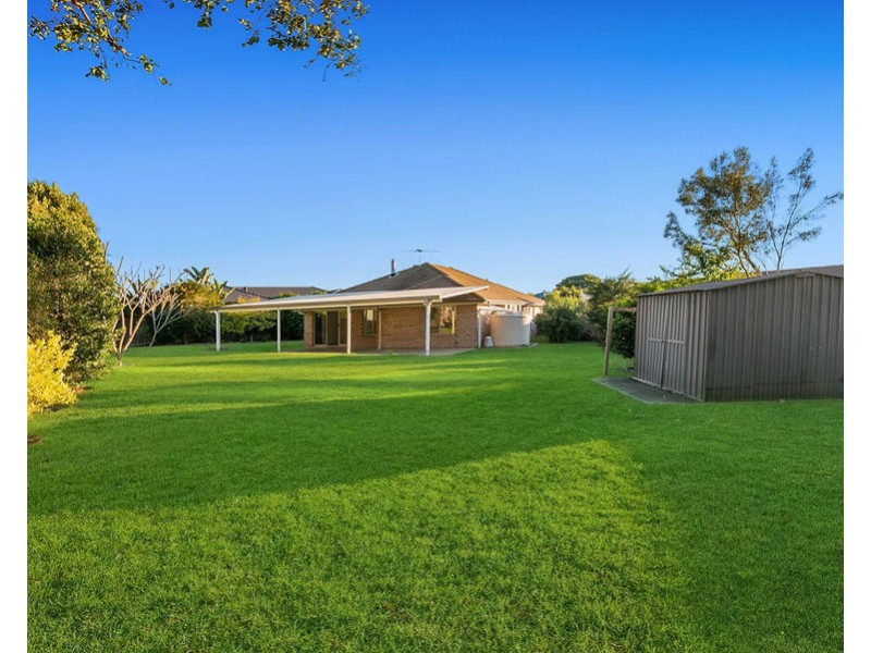 10 Wattle Crescent, Raceview QLD 4305