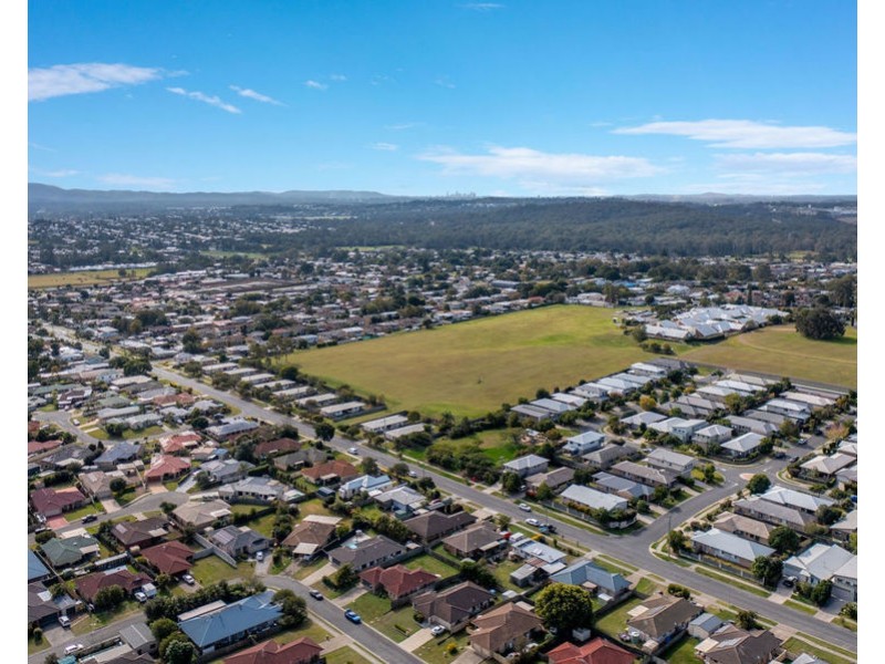 10 Wattle Crescent, Raceview QLD 4305
