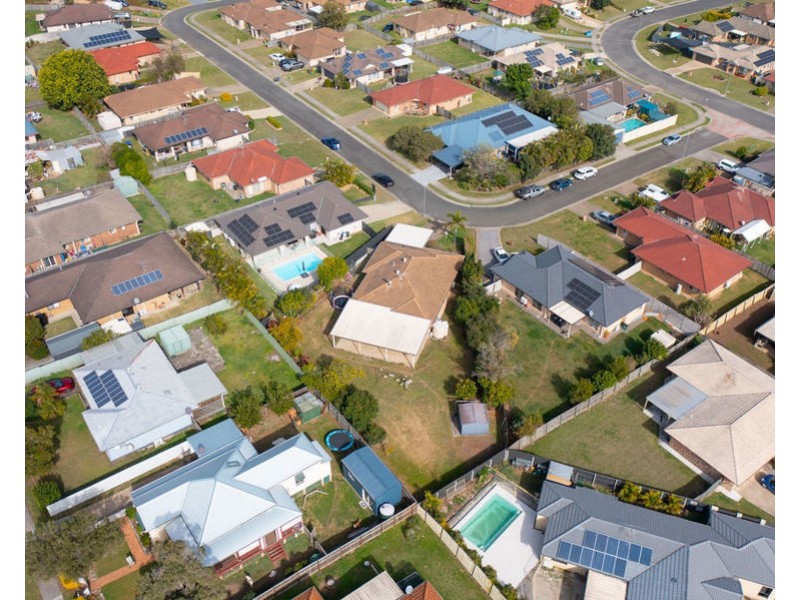 10 Wattle Crescent, Raceview QLD 4305