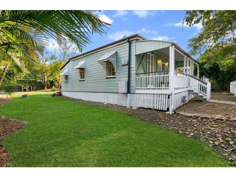 31 Canning St, North Ipswich QLD 4305