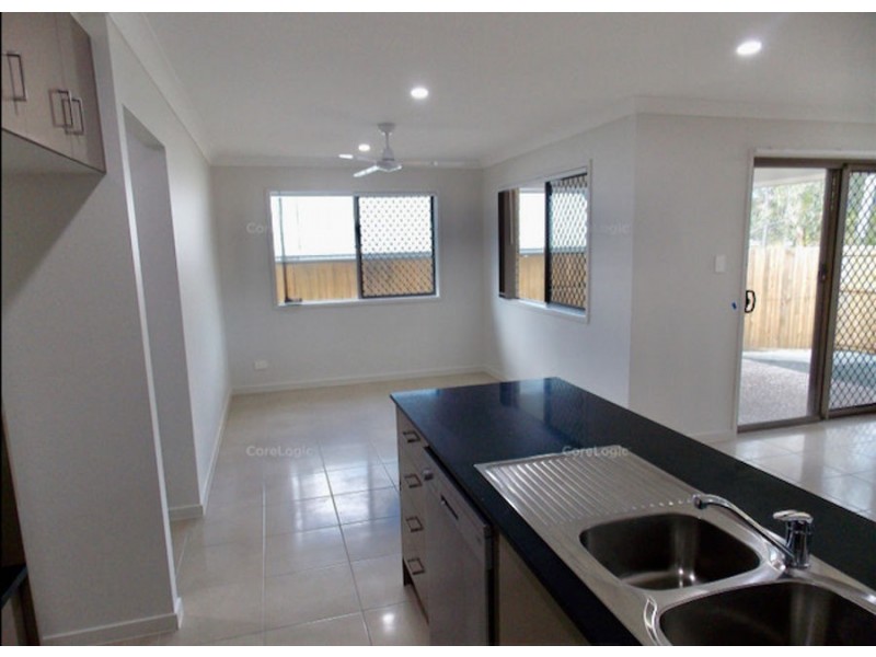 15 Lark Place, Redbank Plains QLD 4301