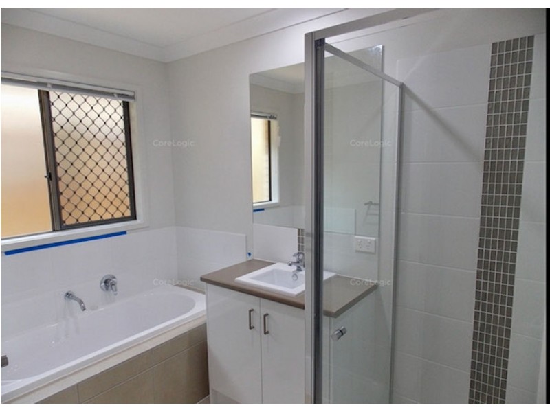 15 Lark Place, Redbank Plains QLD 4301