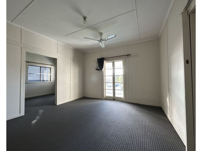 6 Scott St, Goodna QLD 4300