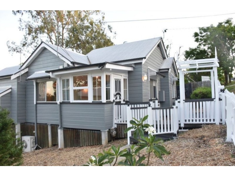 29 O’Sullivan St, Woodend QLD 4305