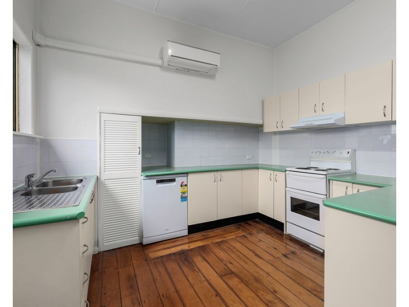 119 Whitehill Road, Eastern Heights QLD 4305