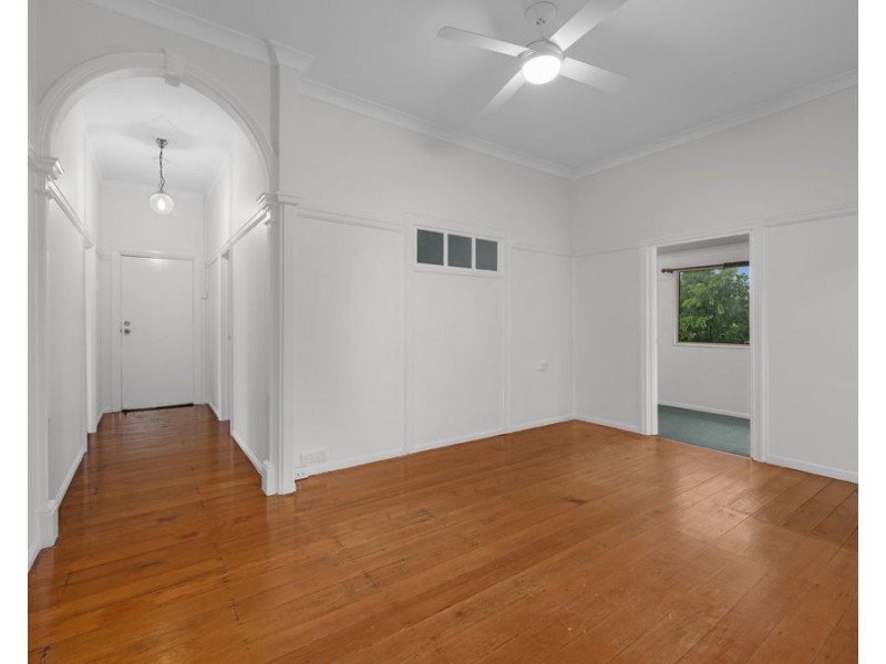 119 Whitehill Road, Eastern Heights QLD 4305