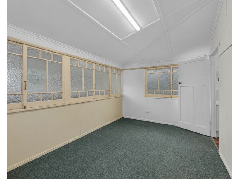 119 Whitehill Road, Eastern Heights QLD 4305