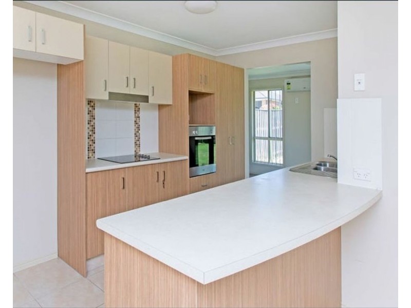 2 Beaver Crs, Redbank Plains QLD 4301