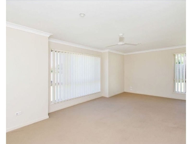 2 Beaver Crs, Redbank Plains QLD 4301