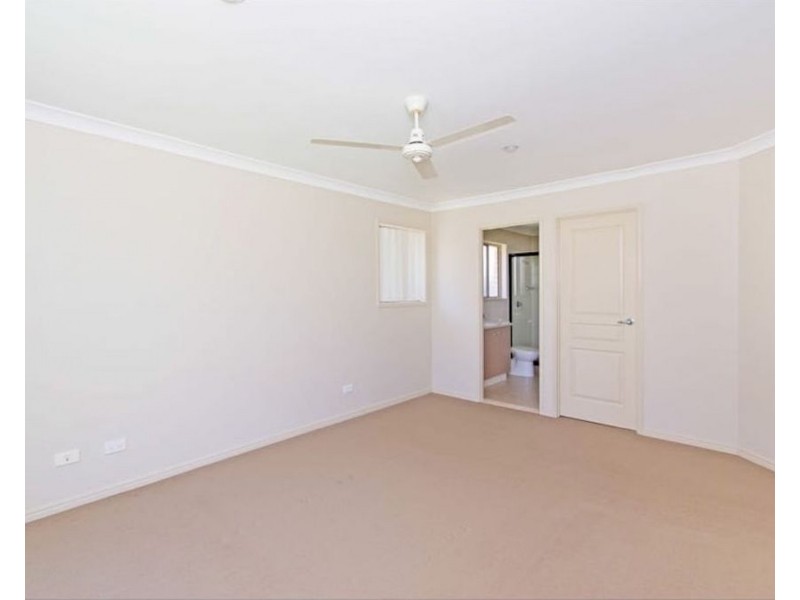 2 Beaver Crs, Redbank Plains QLD 4301