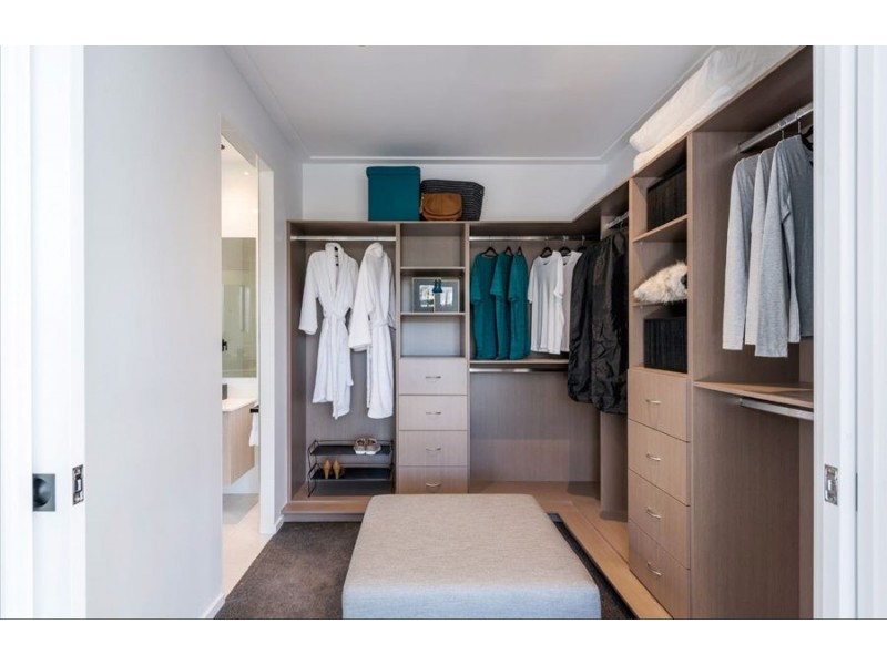 28 Soul Crs, South Ripley QLD 4306