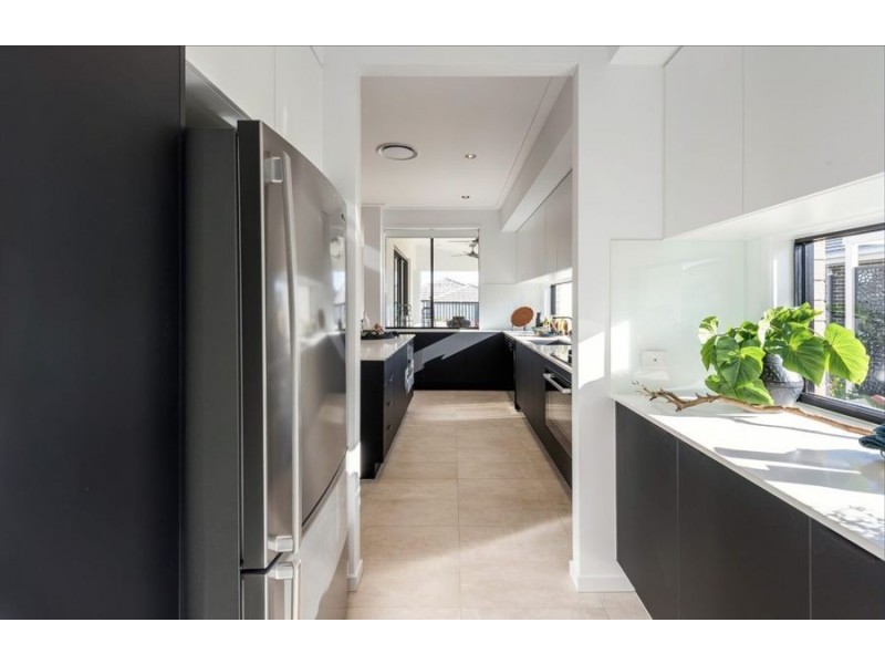 28 Soul Crs, South Ripley QLD 4306