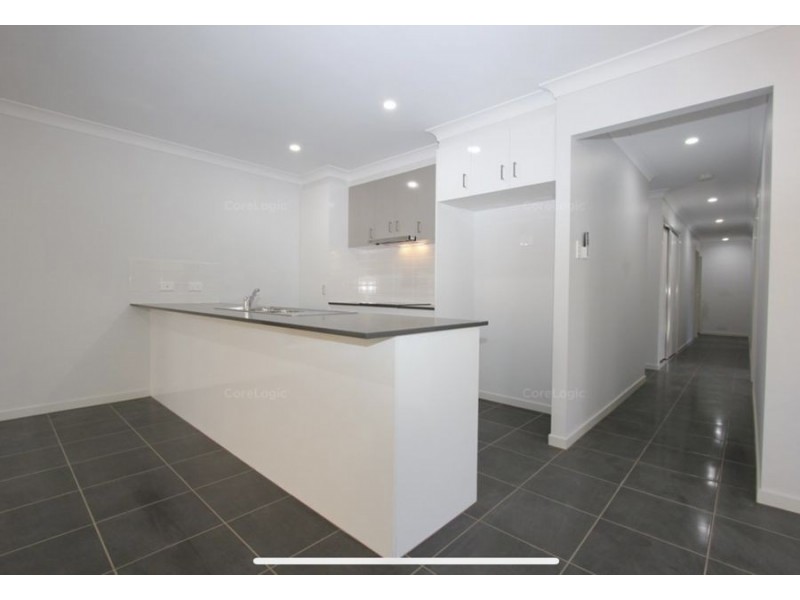 13 Lark Place, Redbank Plains QLD 4301