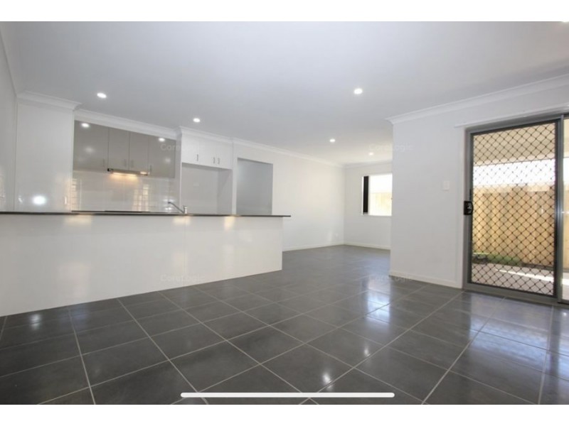 13 Lark Place, Redbank Plains QLD 4301