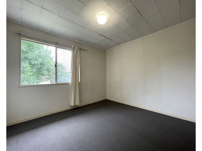 67 Brisbane Road, Riverview QLD 4303