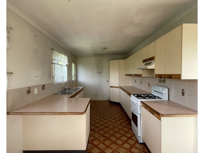 67 Brisbane Road, Riverview QLD 4303