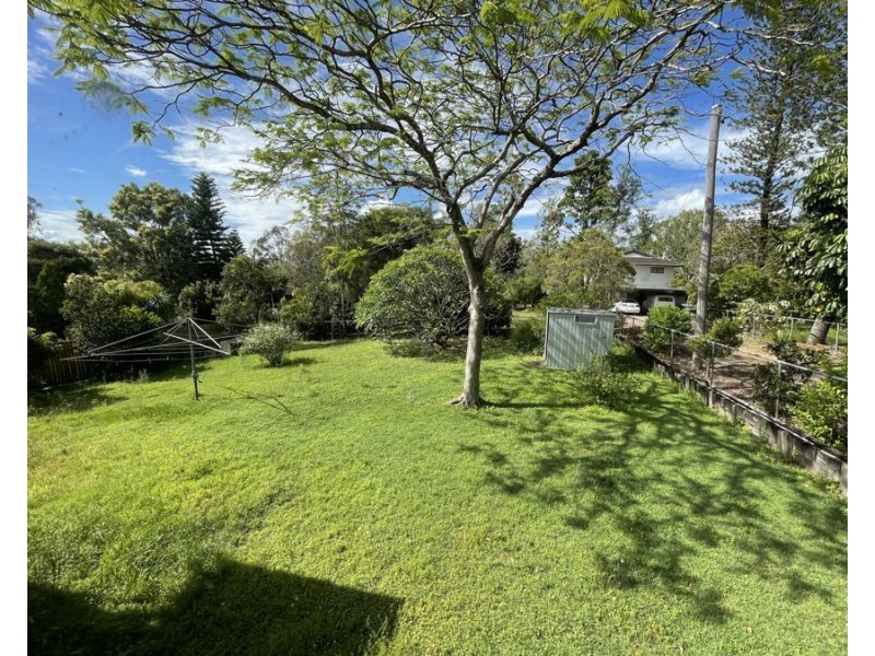 67 Brisbane Road, Riverview QLD 4303