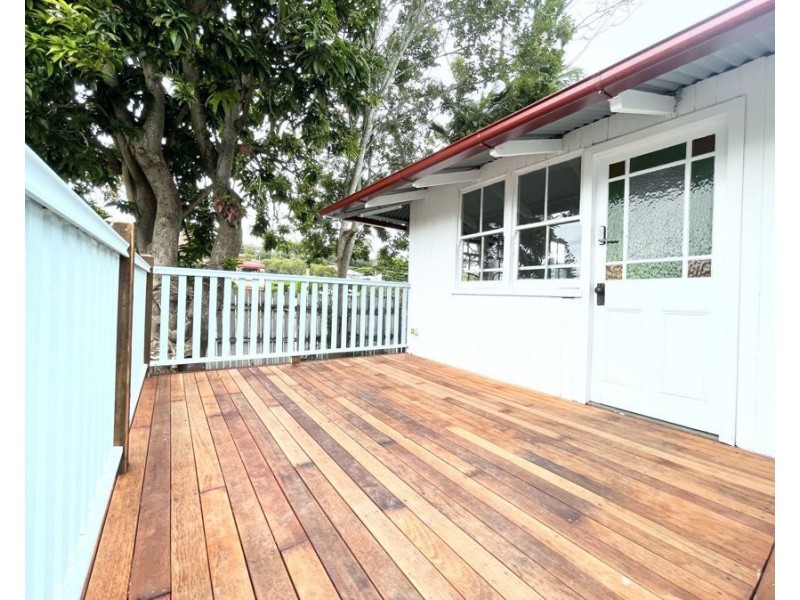 36 Quarry St, Ipswich QLD 4305