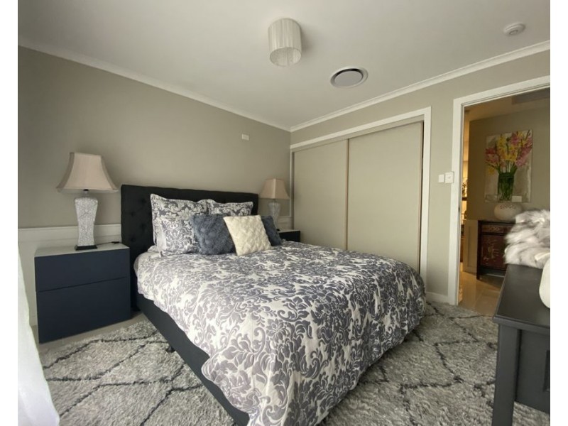 39 Cooinda St, Eastern Heights QLD 4305