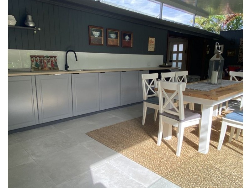 39 Cooinda St, Eastern Heights QLD 4305