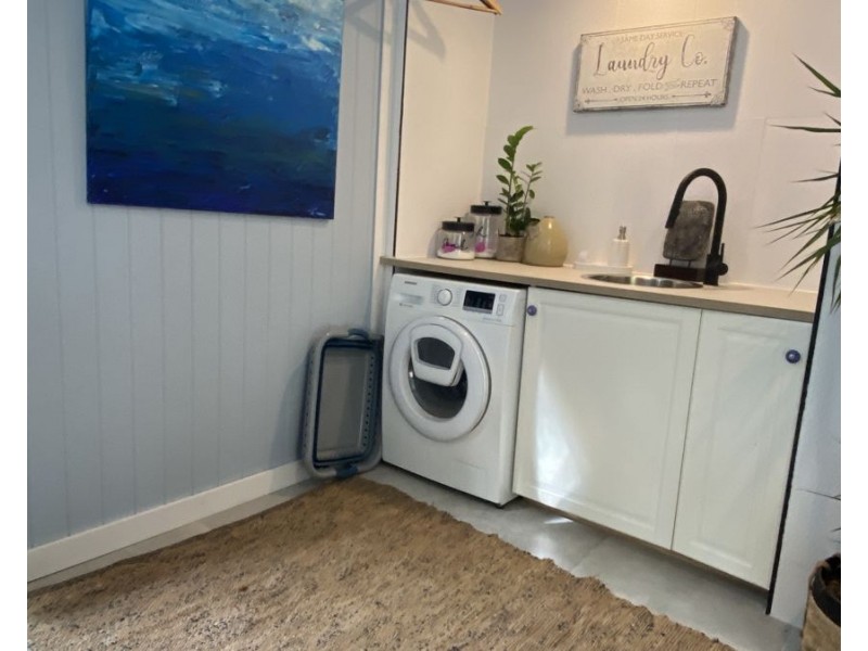 39 Cooinda St, Eastern Heights QLD 4305