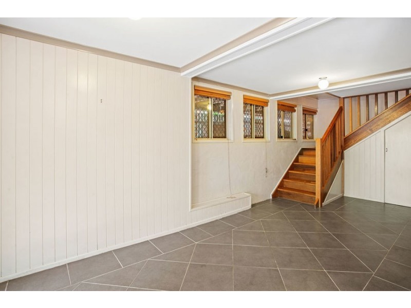 16 Paten Street, North Ipswich QLD 4305