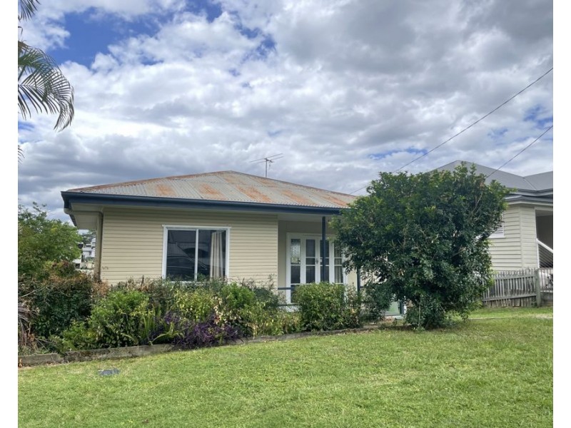 26A Liverpool St, North Ipswich QLD 4305