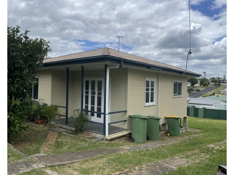 26A Liverpool St, North Ipswich QLD 4305