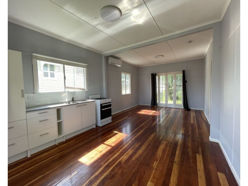 26A Liverpool St, North Ipswich QLD 4305