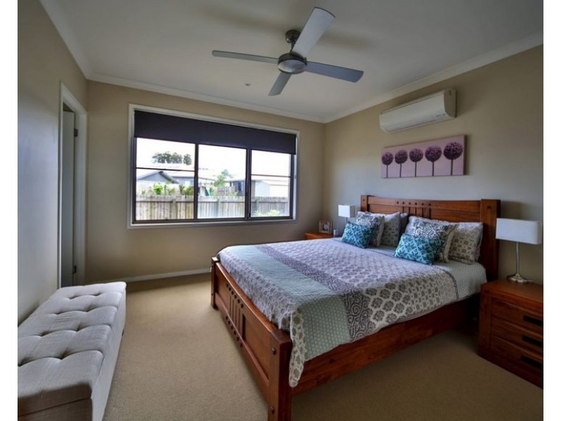 48 Geranium Drive, Springfield Lakes QLD 4300