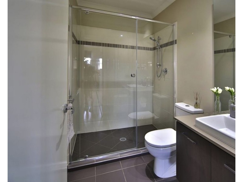 48 Geranium Drive, Springfield Lakes QLD 4300