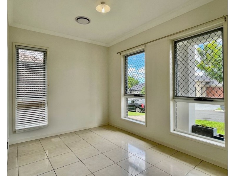 29 Butterfly Way, Ripley QLD 4306