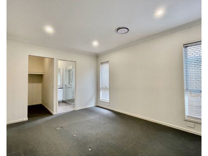 29 Butterfly Way, Ripley QLD 4306