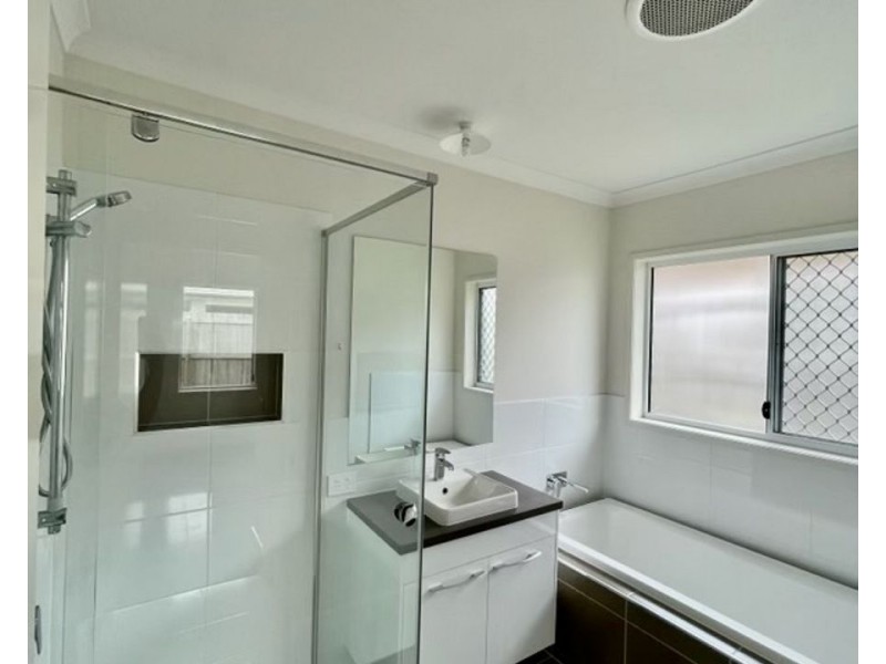 29 Butterfly Way, Ripley QLD 4306