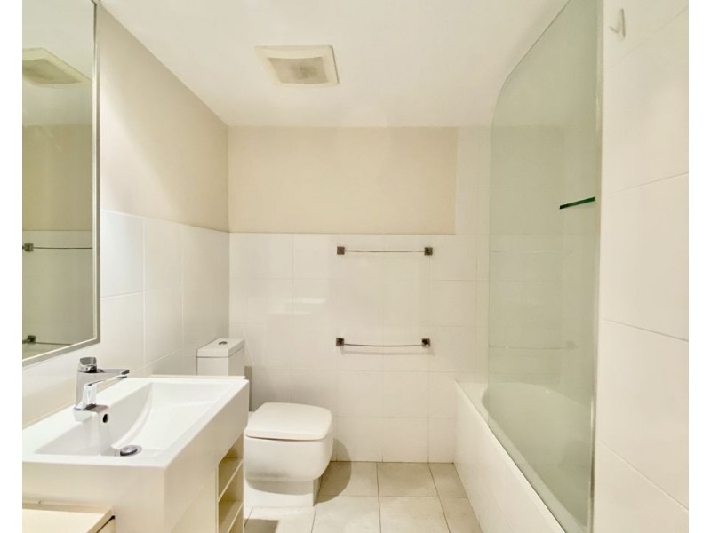 405/11 Ellenborough Street, Woodend QLD 4305