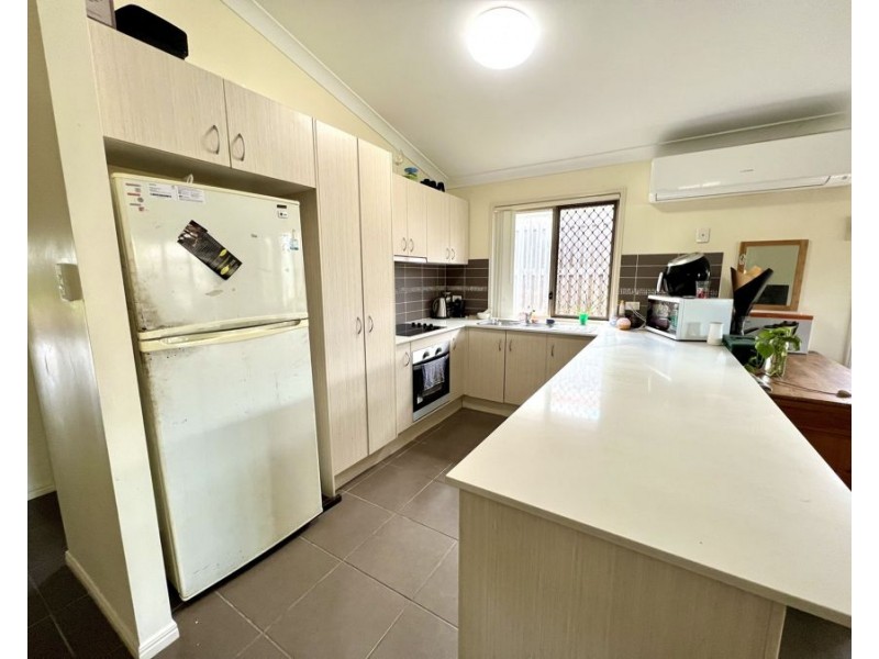 5 Staaten Street, Brassall QLD 4305