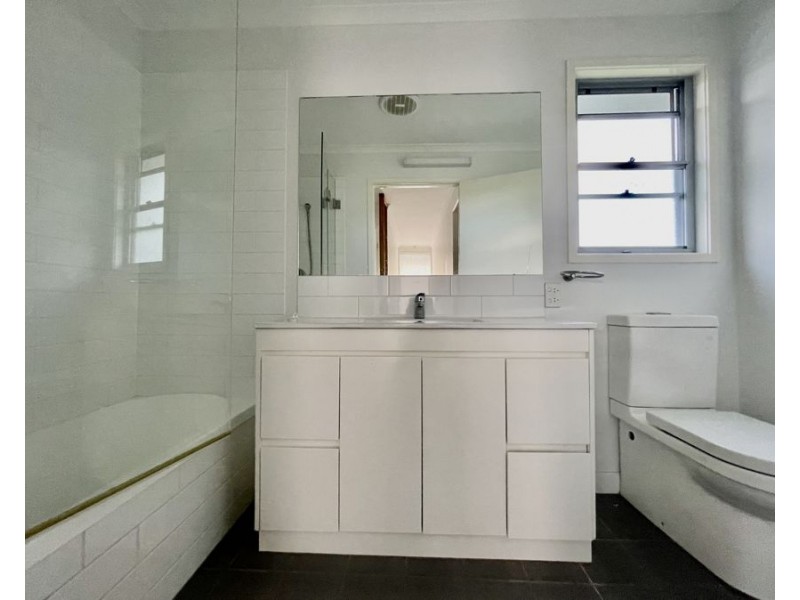 1/97 Thorn St, Ipswich QLD 4305